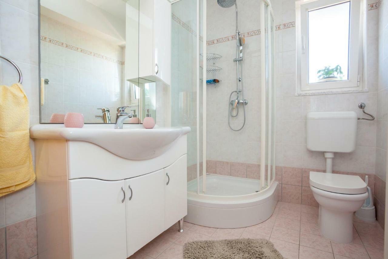 Holiday Apartment Ivica Milohnici المظهر الخارجي الصورة